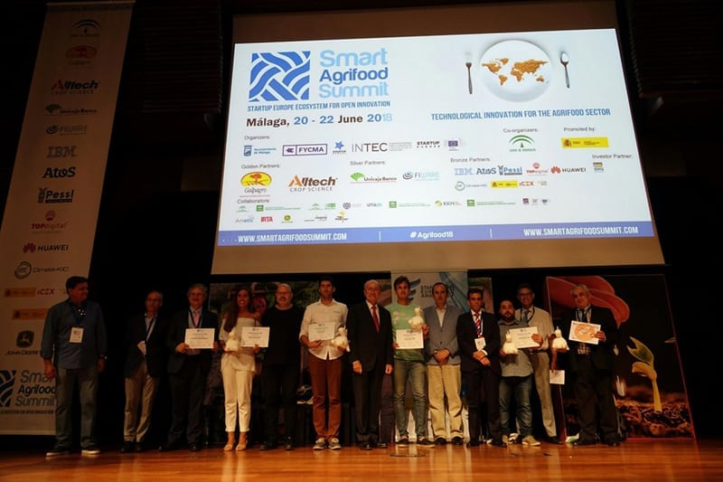 Entrega de premios a las startups participantes en Smart Agrifood Summit