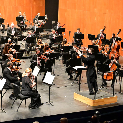 Imagen-Zapata-Orquesta-Filarmónica